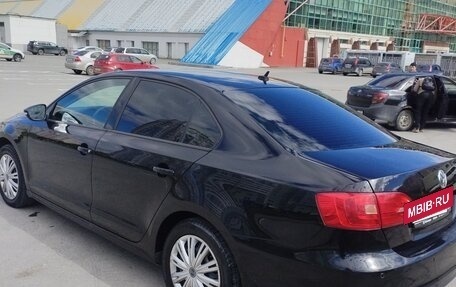 Volkswagen Jetta VI, 2011 год, 850 000 рублей, 10 фотография
