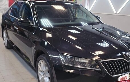 Skoda Superb III рестайлинг, 2016 год, 2 250 000 рублей, 2 фотография