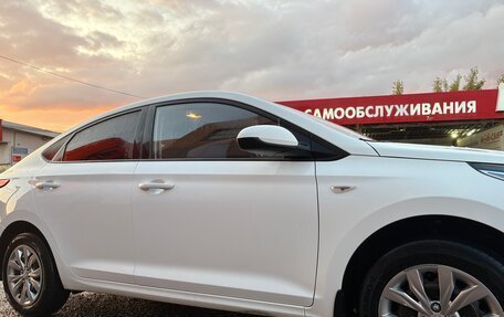 Hyundai Solaris II рестайлинг, 2018 год, 1 150 000 рублей, 4 фотография