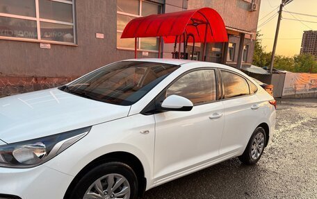 Hyundai Solaris II рестайлинг, 2018 год, 1 150 000 рублей, 9 фотография