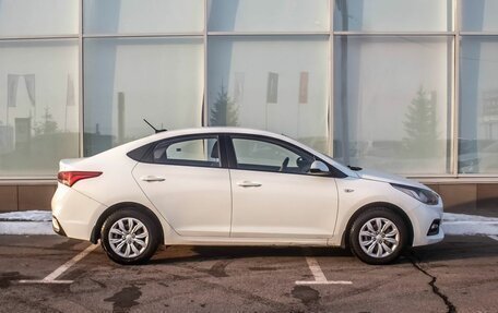 Hyundai Solaris II рестайлинг, 2017 год, 950 000 рублей, 8 фотография