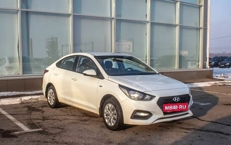 Hyundai Solaris II рестайлинг, 2017 год, 950 000 рублей, 5 фотография