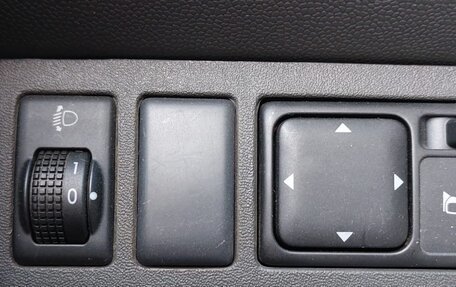 Nissan Navara (Frontier), 2008 год, 1 100 000 рублей, 9 фотография