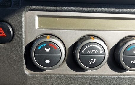 Nissan Navara (Frontier), 2008 год, 1 100 000 рублей, 10 фотография