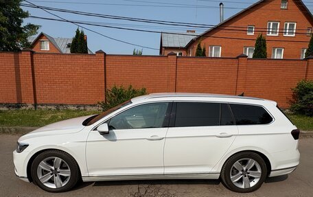 Volkswagen Passat B8 рестайлинг, 2019 год, 2 970 000 рублей, 3 фотография