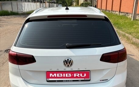 Volkswagen Passat B8 рестайлинг, 2019 год, 2 970 000 рублей, 5 фотография