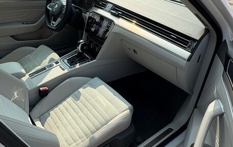 Volkswagen Passat B8 рестайлинг, 2019 год, 2 970 000 рублей, 16 фотография