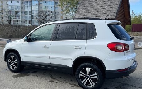 Volkswagen Tiguan I, 2010 год, 1 099 999 рублей, 5 фотография