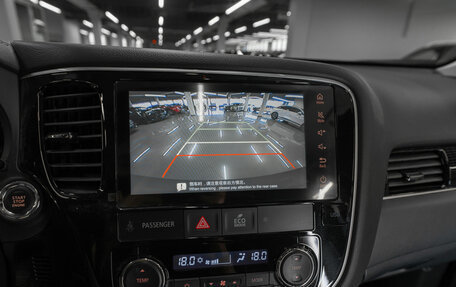Mitsubishi Outlander III рестайлинг 3, 2022 год, 3 000 000 рублей, 19 фотография