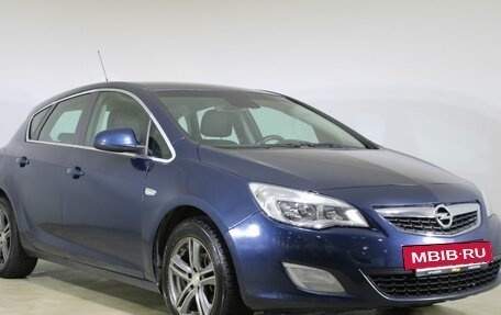 Opel Astra J, 2011 год, 580 000 рублей, 3 фотография