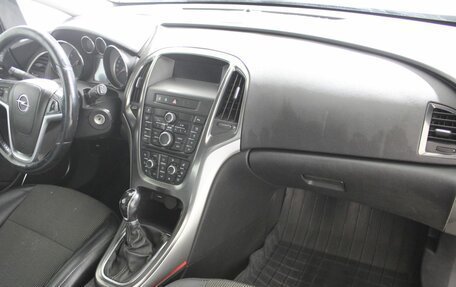 Opel Astra J, 2011 год, 580 000 рублей, 14 фотография