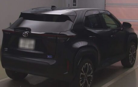 Toyota Yaris Cross, 2021 год, 1 920 000 рублей, 2 фотография