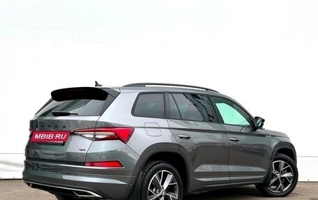 Skoda Kodiaq I, 2022 год, 4 354 600 рублей, 2 фотография