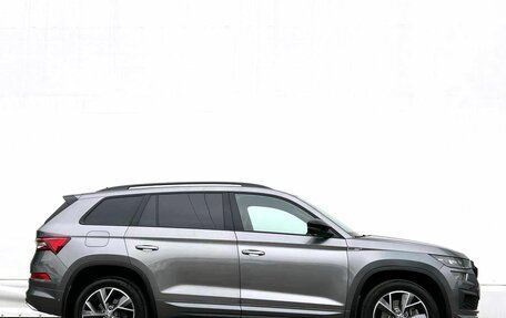 Skoda Kodiaq I, 2022 год, 4 354 600 рублей, 17 фотография