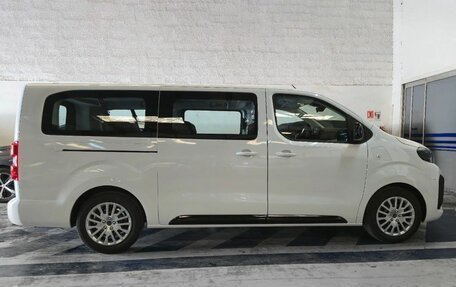 Peugeot Traveller I, 2024 год, 6 300 000 рублей, 3 фотография
