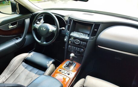Infiniti FX II, 2011 год, 2 299 000 рублей, 11 фотография