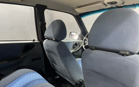 Chevrolet Niva I рестайлинг, 2004 год, 270 000 рублей, 10 фотография