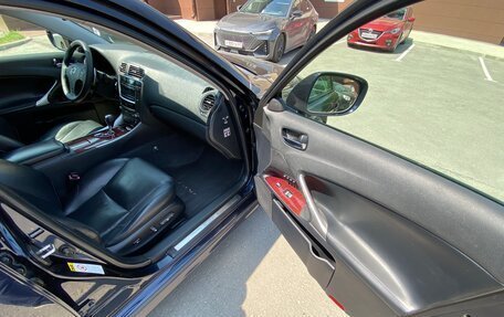 Lexus IS II рестайлинг 2, 2008 год, 1 400 000 рублей, 20 фотография
