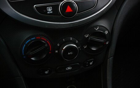 Hyundai Solaris II рестайлинг, 2014 год, 993 000 рублей, 16 фотография