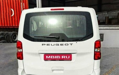 Peugeot Traveller I, 2024 год, 6 300 000 рублей, 3 фотография