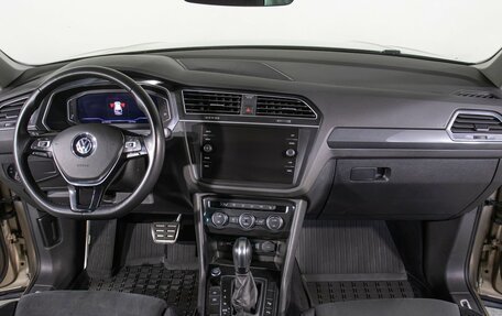 Volkswagen Tiguan II, 2020 год, 2 598 000 рублей, 14 фотография