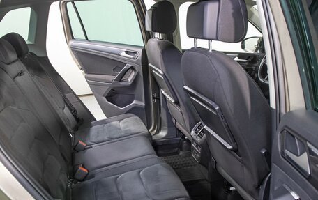 Volkswagen Tiguan II, 2020 год, 2 598 000 рублей, 12 фотография