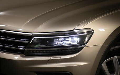 Volkswagen Tiguan II, 2020 год, 2 598 000 рублей, 25 фотография