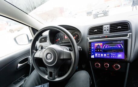 Volkswagen Polo VI (EU Market), 2010 год, 700 000 рублей, 4 фотография
