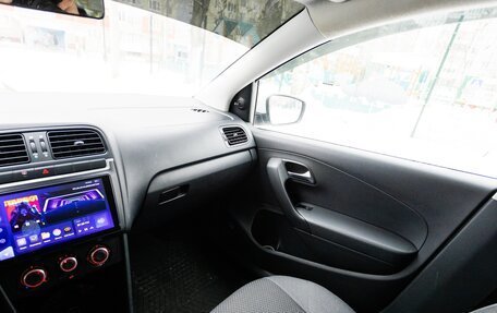 Volkswagen Polo VI (EU Market), 2010 год, 700 000 рублей, 5 фотография
