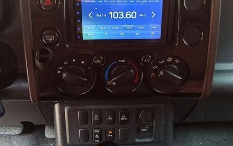 Toyota FJ Cruiser, 2007 год, 1 950 000 рублей, 13 фотография