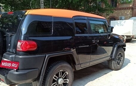Toyota FJ Cruiser, 2007 год, 1 950 000 рублей, 4 фотография