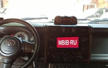 Toyota FJ Cruiser, 2007 год, 1 950 000 рублей, 12 фотография