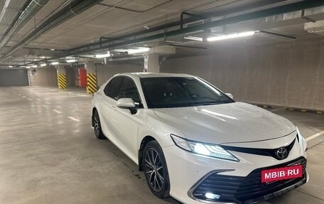 Toyota Camry, 2021 год, 3 150 000 рублей, 6 фотография