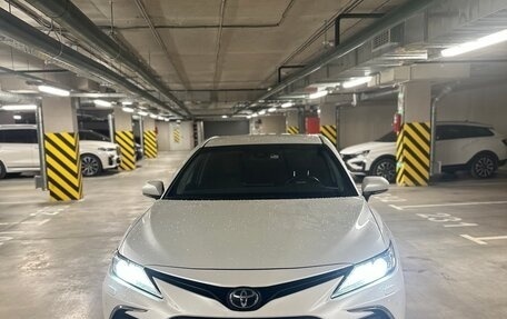 Toyota Camry, 2021 год, 3 150 000 рублей, 8 фотография