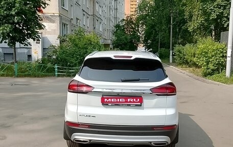 Geely Atlas, 2024 год, 2 500 000 рублей, 9 фотография