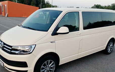 Volkswagen Caravelle T6 рестайлинг, 2019 год, 3 390 000 рублей, 3 фотография
