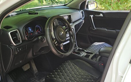 KIA Sportage IV рестайлинг, 2020 год, 2 400 000 рублей, 7 фотография