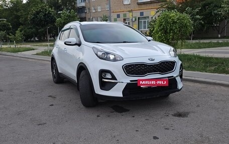 KIA Sportage IV рестайлинг, 2020 год, 2 400 000 рублей, 2 фотография