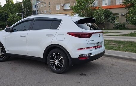 KIA Sportage IV рестайлинг, 2020 год, 2 400 000 рублей, 5 фотография