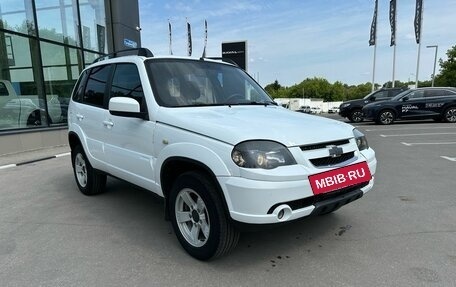 Chevrolet Niva I рестайлинг, 2018 год, 749 000 рублей, 4 фотография