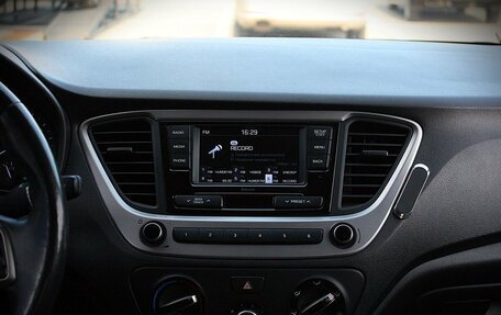 Hyundai Solaris II рестайлинг, 2018 год, 1 448 000 рублей, 11 фотография