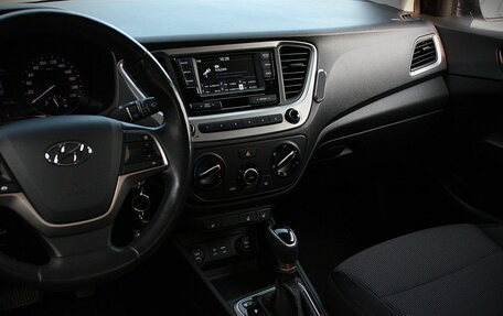 Hyundai Solaris II рестайлинг, 2018 год, 1 448 000 рублей, 15 фотография