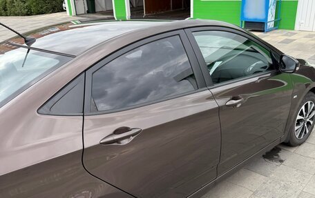 Hyundai Solaris II рестайлинг, 2015 год, 1 030 000 рублей, 6 фотография