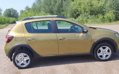Renault Sandero II рестайлинг, 2016 год, 1 050 000 рублей, 8 фотография