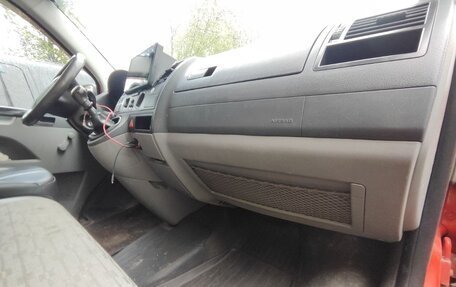 Volkswagen Transporter T5 рестайлинг, 2009 год, 1 200 000 рублей, 14 фотография