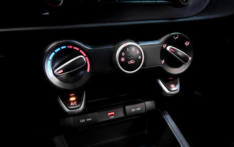 KIA Rio IV, 2021 год, 995 000 рублей, 24 фотография