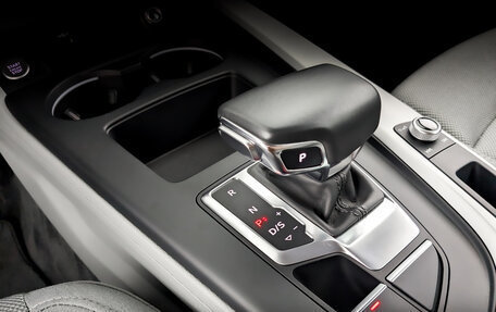 Audi A4, 2020 год, 2 500 000 рублей, 25 фотография
