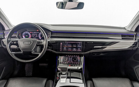 Audi A8, 2019 год, 5 850 000 рублей, 14 фотография