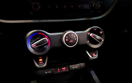 KIA Rio IV, 2020 год, 925 000 рублей, 25 фотография