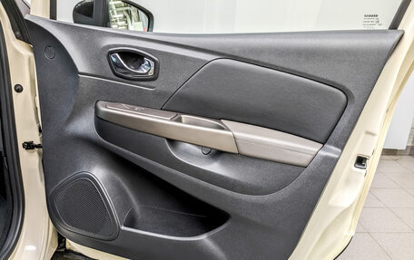 Renault Kaptur I рестайлинг, 2019 год, 1 690 000 рублей, 24 фотография
